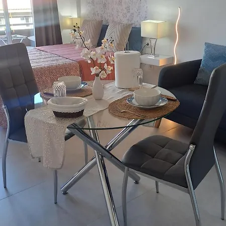 Estudio Playa Jardin *